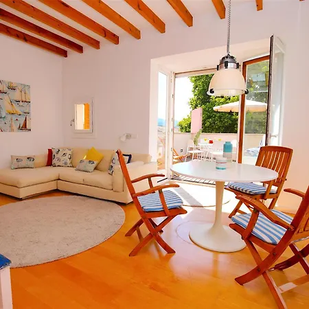 Apartment Montmari - Turismo De Interior